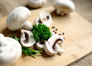 white-button-mushrooms-